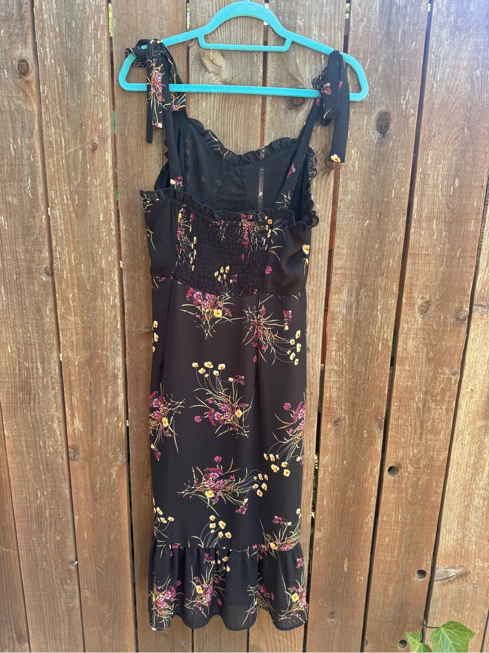 RIHOAS Black Floral Tie Strap Smocked Midi Dress Size M